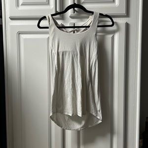 Lululemon free to be rank top